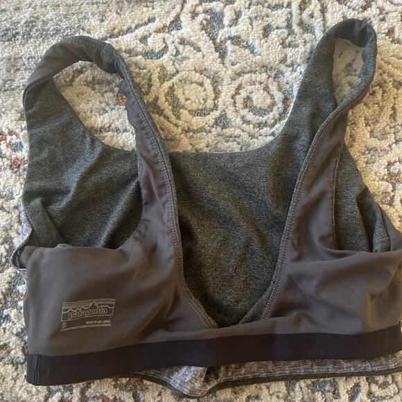 Womens Patagonia Dark Gray Halter top style Sport Bra Size Small - Picture 6 of 8